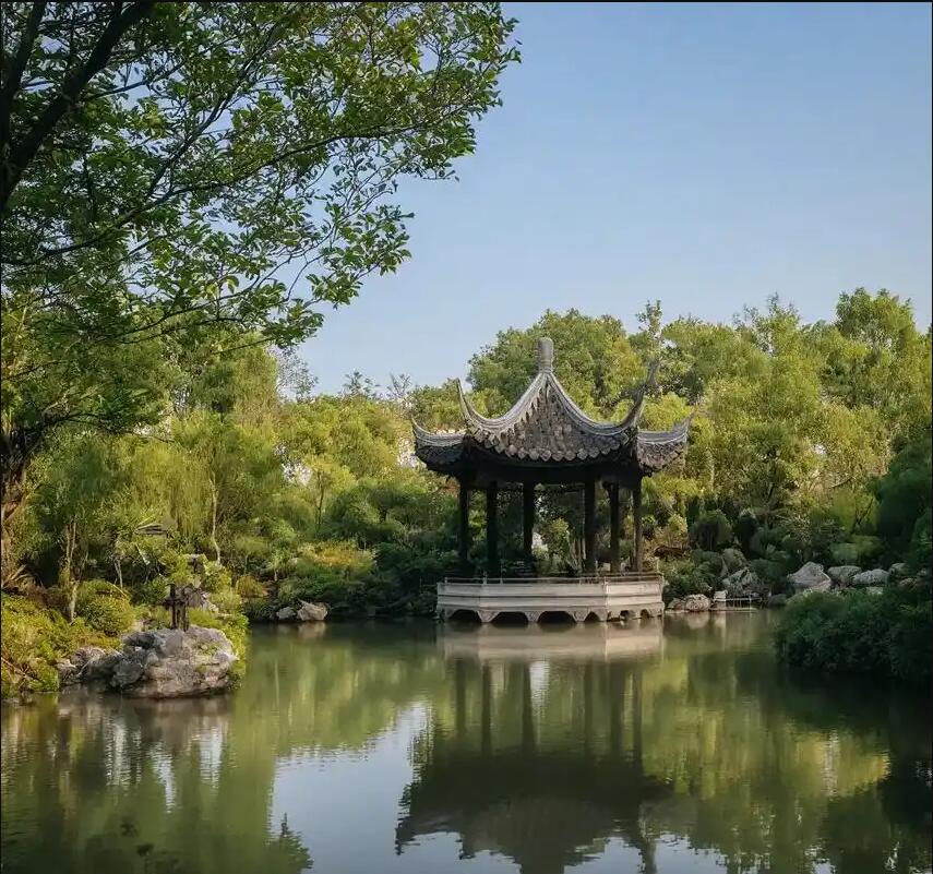 雨花区炽热运动有限公司